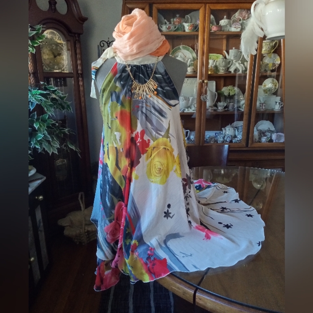 Floral Halter Maxi Dress with Necklace
